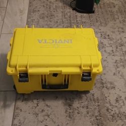 Invicta Watch Carrying Case