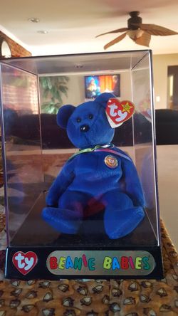 Ty Beanie Baby Official Club Bear "Chubby"