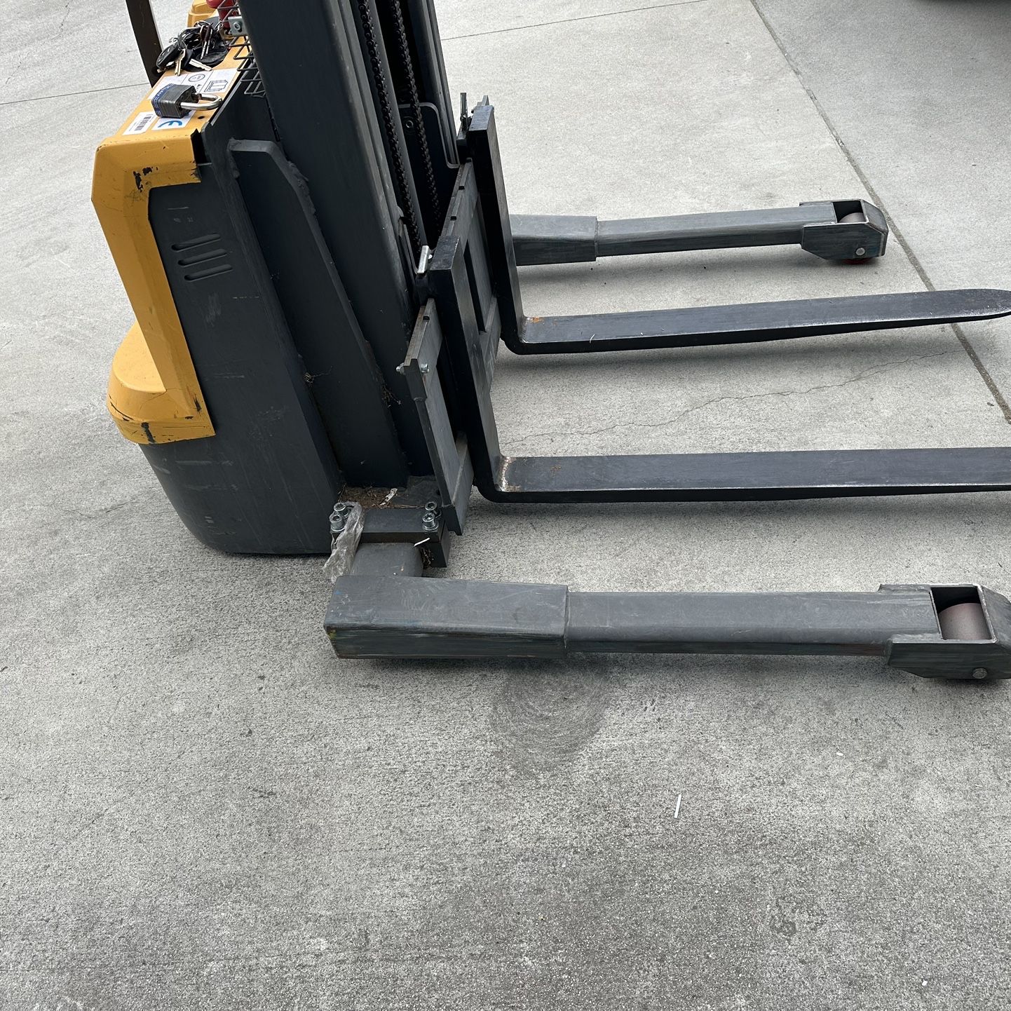 Electric Forklift…pallets Jack Staker ….