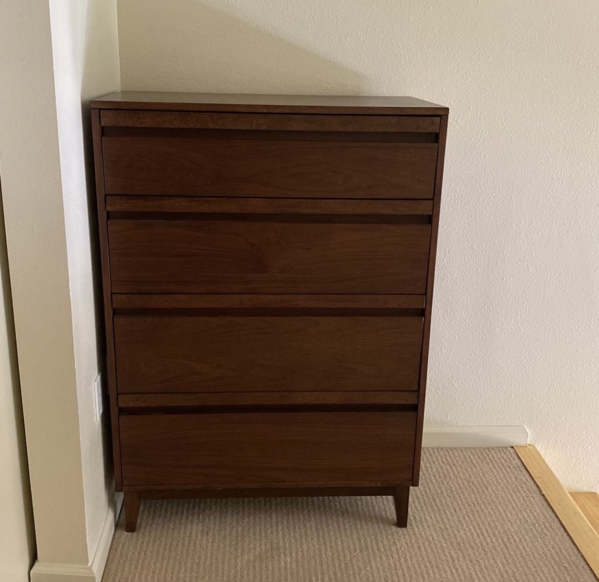 Laramie 4 Drawer Dresser - Walnut