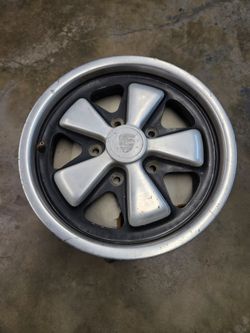 Porsche alloy rim
