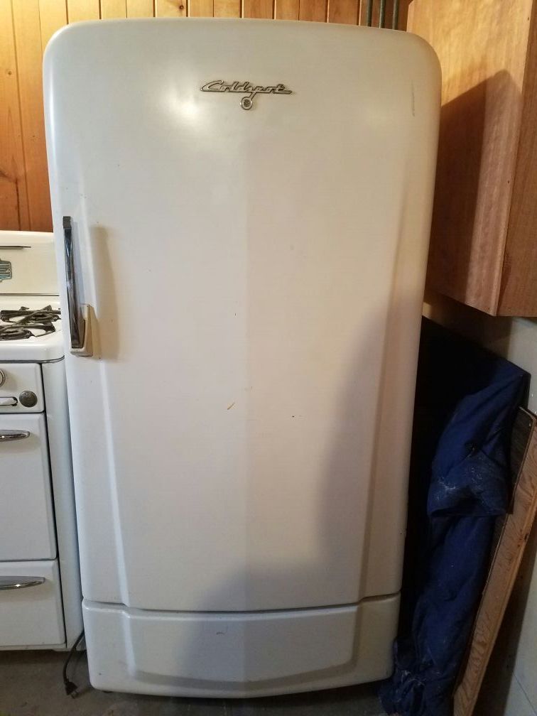 1940 coldspot refrigerator