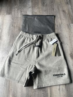 Essential•Shorts