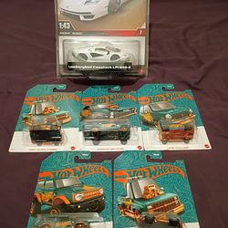 Hot wheels premium 1:43 scale Lamborghini countach LPI 800-4 with hot wheels 56 anniversary lot