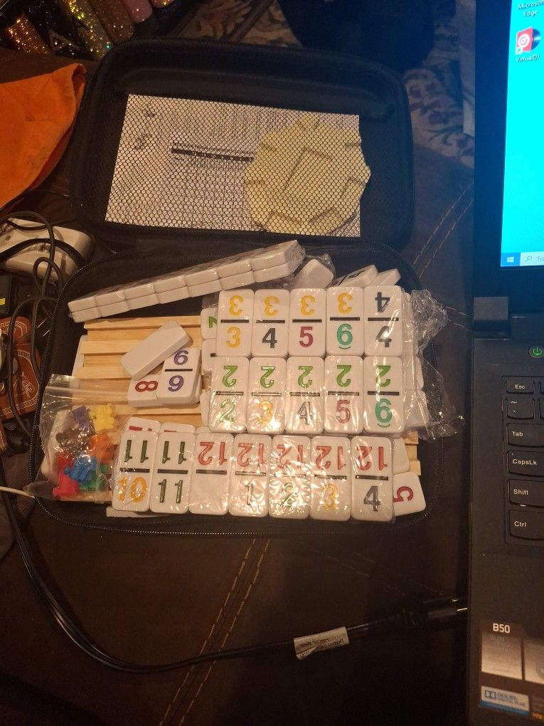 Dominoes