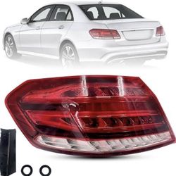 Rear Left Lamp Combination - Mercedes-Benz (212-906-13-03)