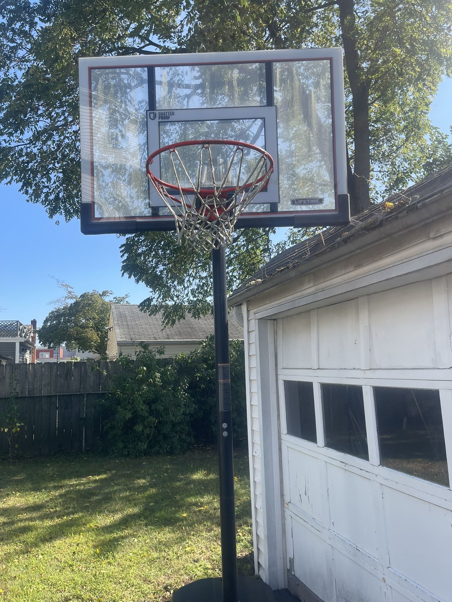 Basketball Hoop 