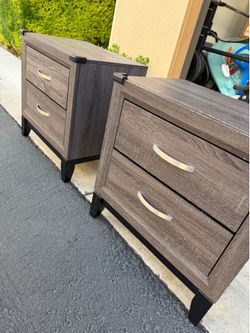 Free night Stands and indoor/outdoor rug.  Porch pickup