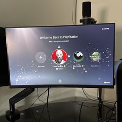 Crua 24.5in curved monitor with desk mount