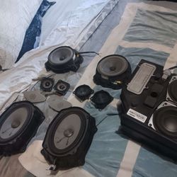 Boss Car Stereo System Out Of An Infinity 