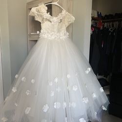 Flower girl Dress Size 6