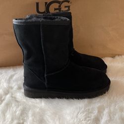 Women Size 5 KOOLABURRA BY UGG BOOT