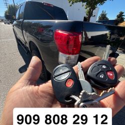 Llaves De Autos / Car Keys And Remotes 