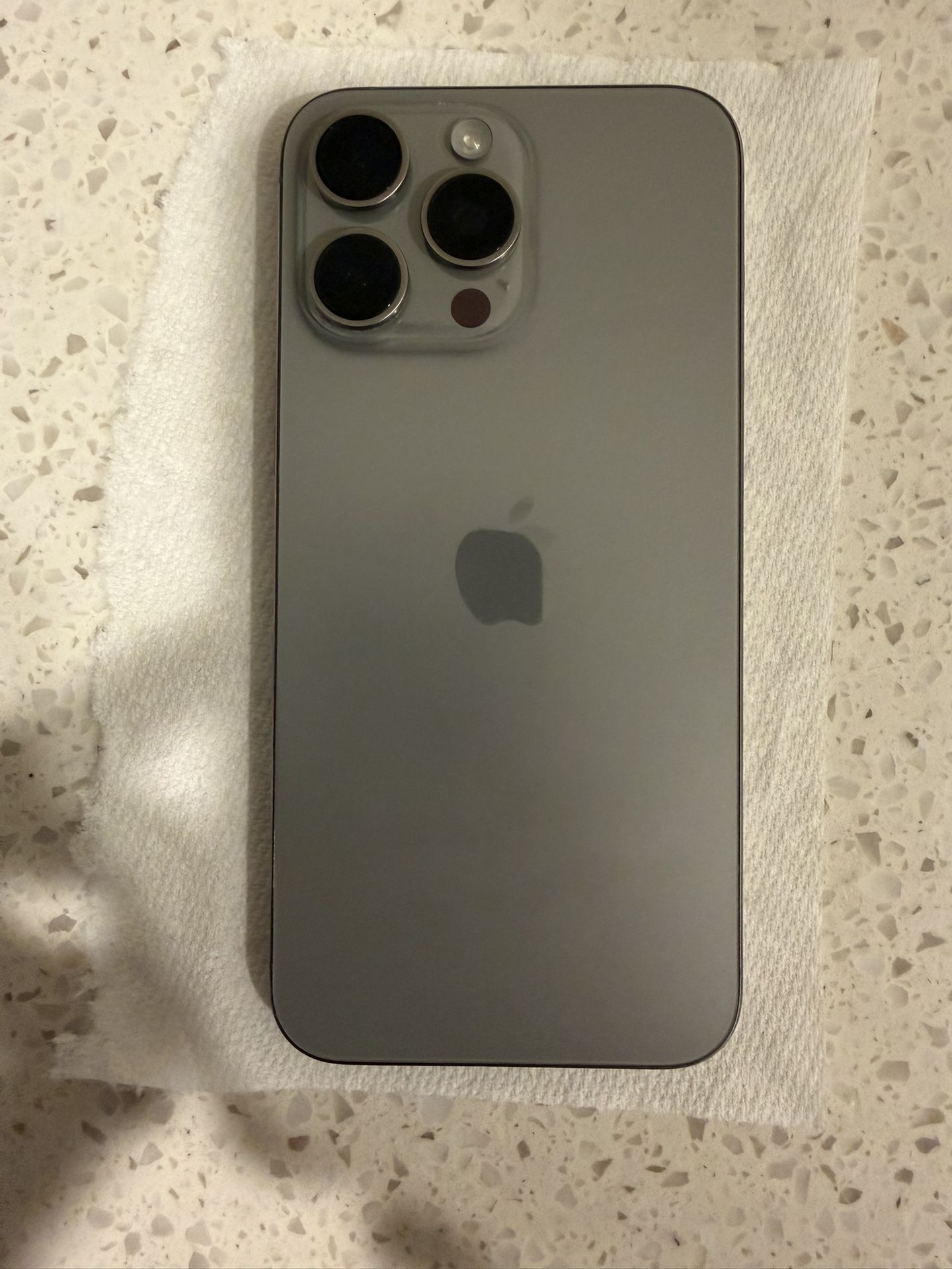 iPhone 15 Pro Max 256 GB