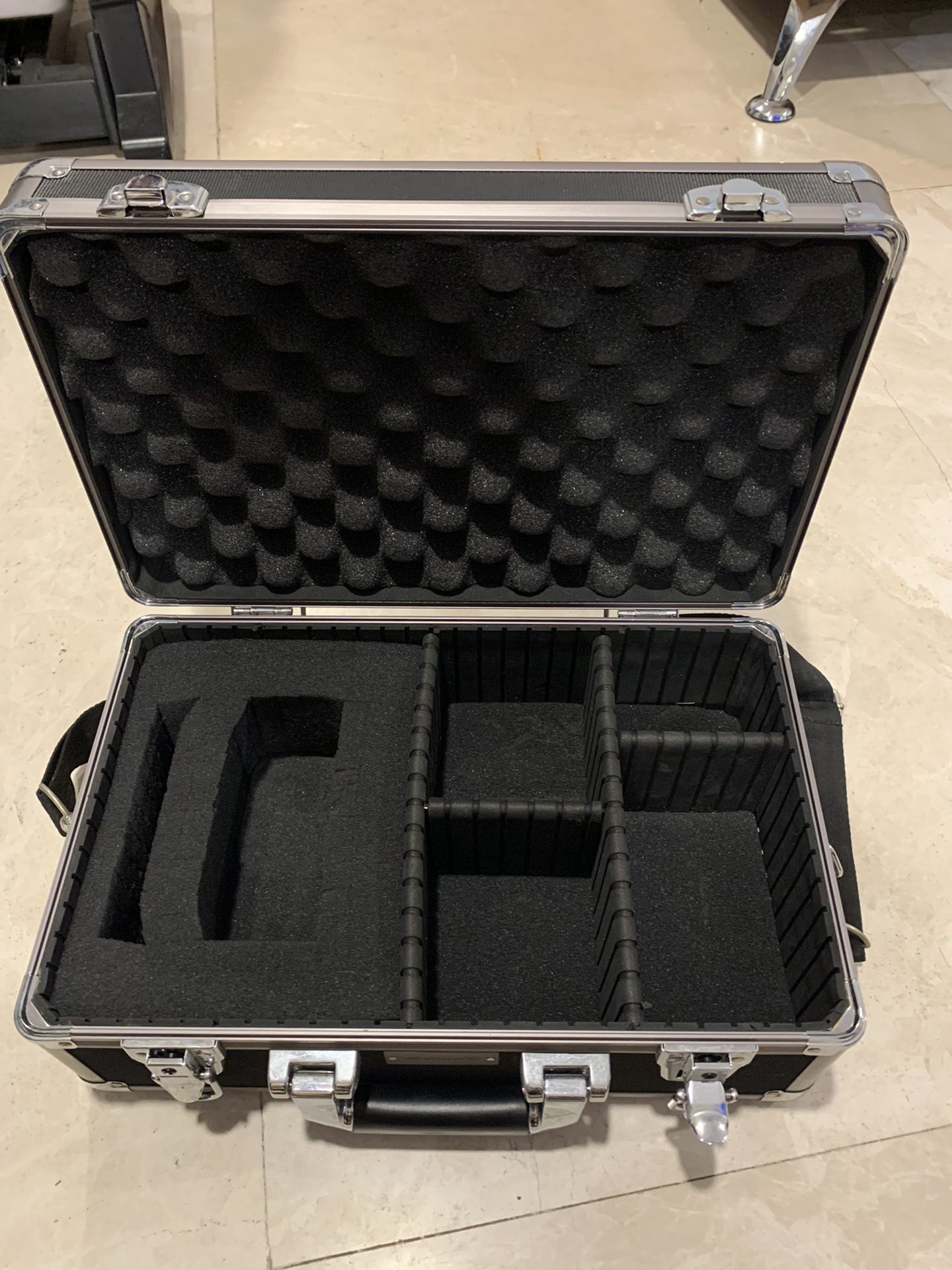Vanguard camera large aluminum hard case with foam inside 16” long x 10” wide x 7” high