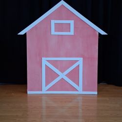 3.5 Ft Brand New Pink Barn Stands. $65
