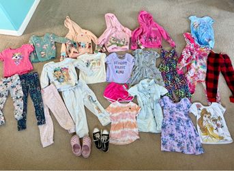 Girl clothes size 5/6