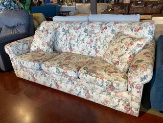 White Floral Hideaway Bed Couch
