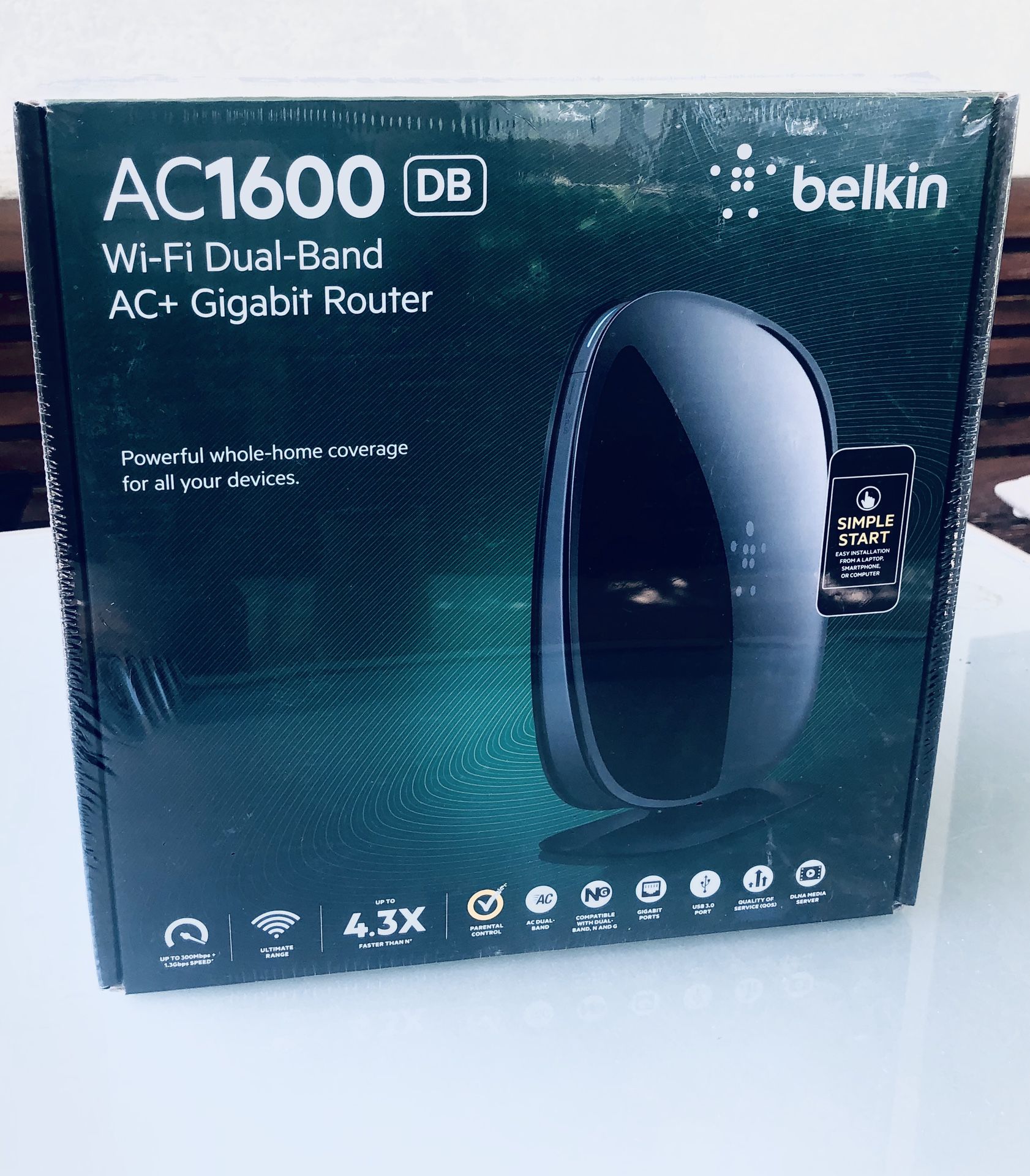 WiFi Dual band Internet Router Belkin - AC1600 BRAND NEW!