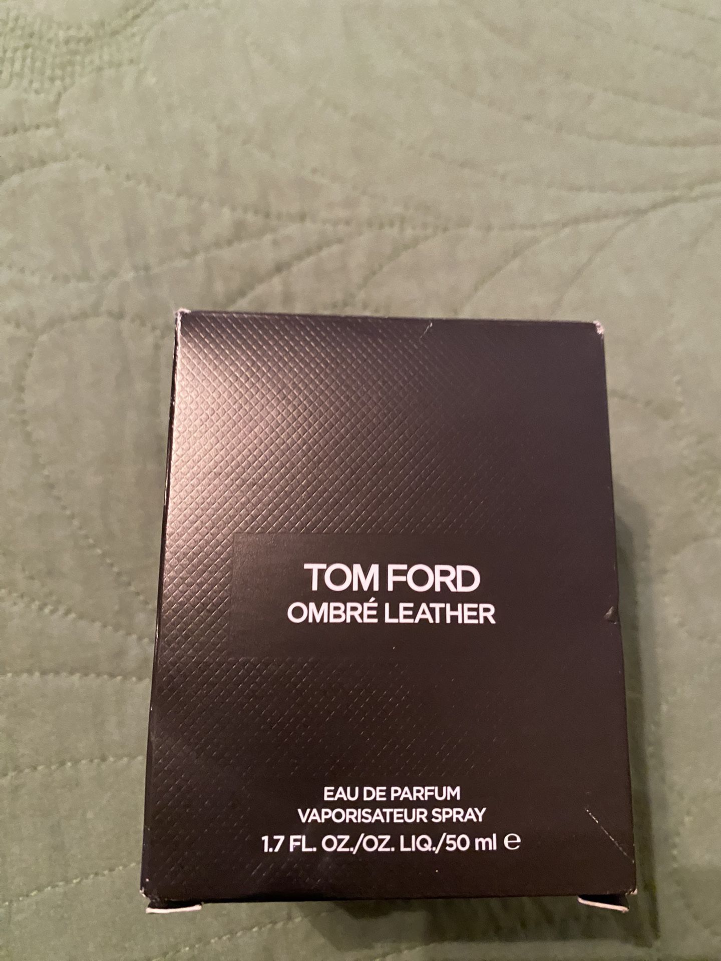 Perfume  Tom Ford Oud Wood 1 Onza 