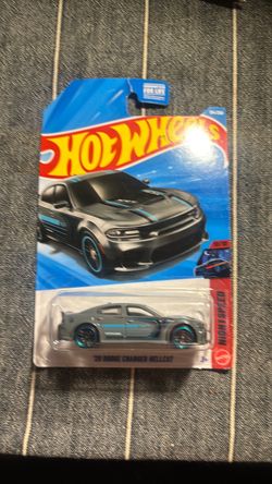 Hot Wheels '20 Dodge Charger Hellcat