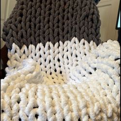 Handmade Knitted Chunky Blanket