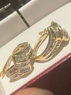 Diamond earrings