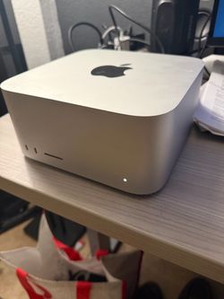 Apple Mac Studio Desktop Computer