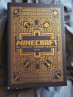 Minecraft boxed book set plus one book