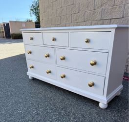 Elegant white decorative