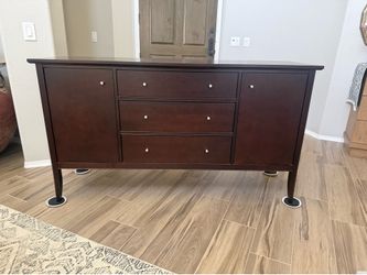 Crate and Barrel Buffet