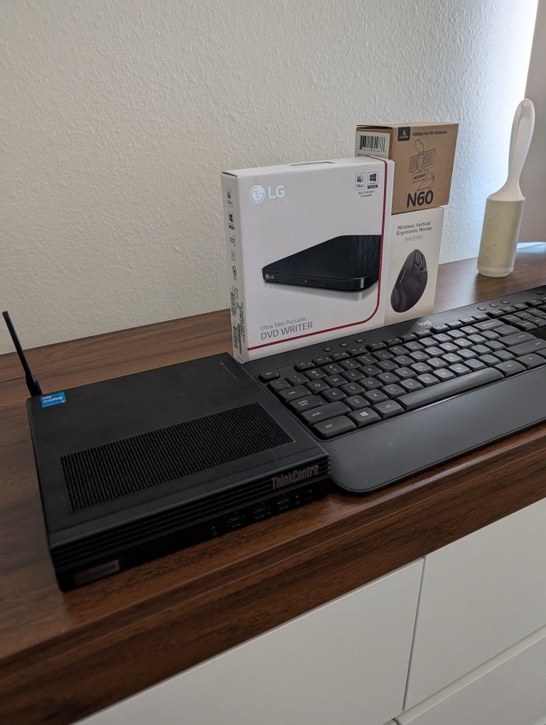 Lenovo Mini Desktop
