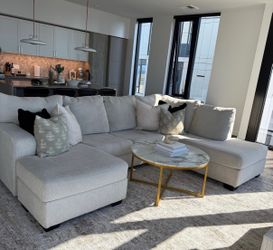 U Shaped Sectional Couch