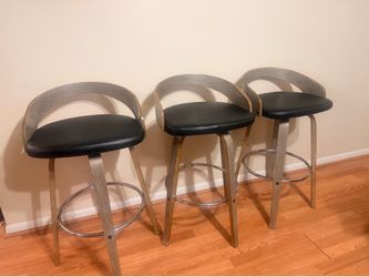 Set of 3 Swivel Bar Stools