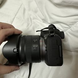 Camera for sale! Only been used 4 times. 