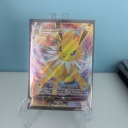 Jolteon v max Pokemon card 
