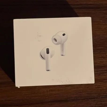π₯ Brand New Apple AirPods Pro β Sealed & Unopened