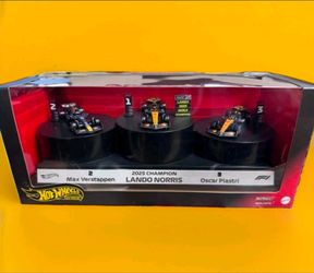 Hot Wheels 2025 Formula 1 Podium Set ( JRB40 ) Norris, Verstappen, Piastri FACTORY-SEALED!