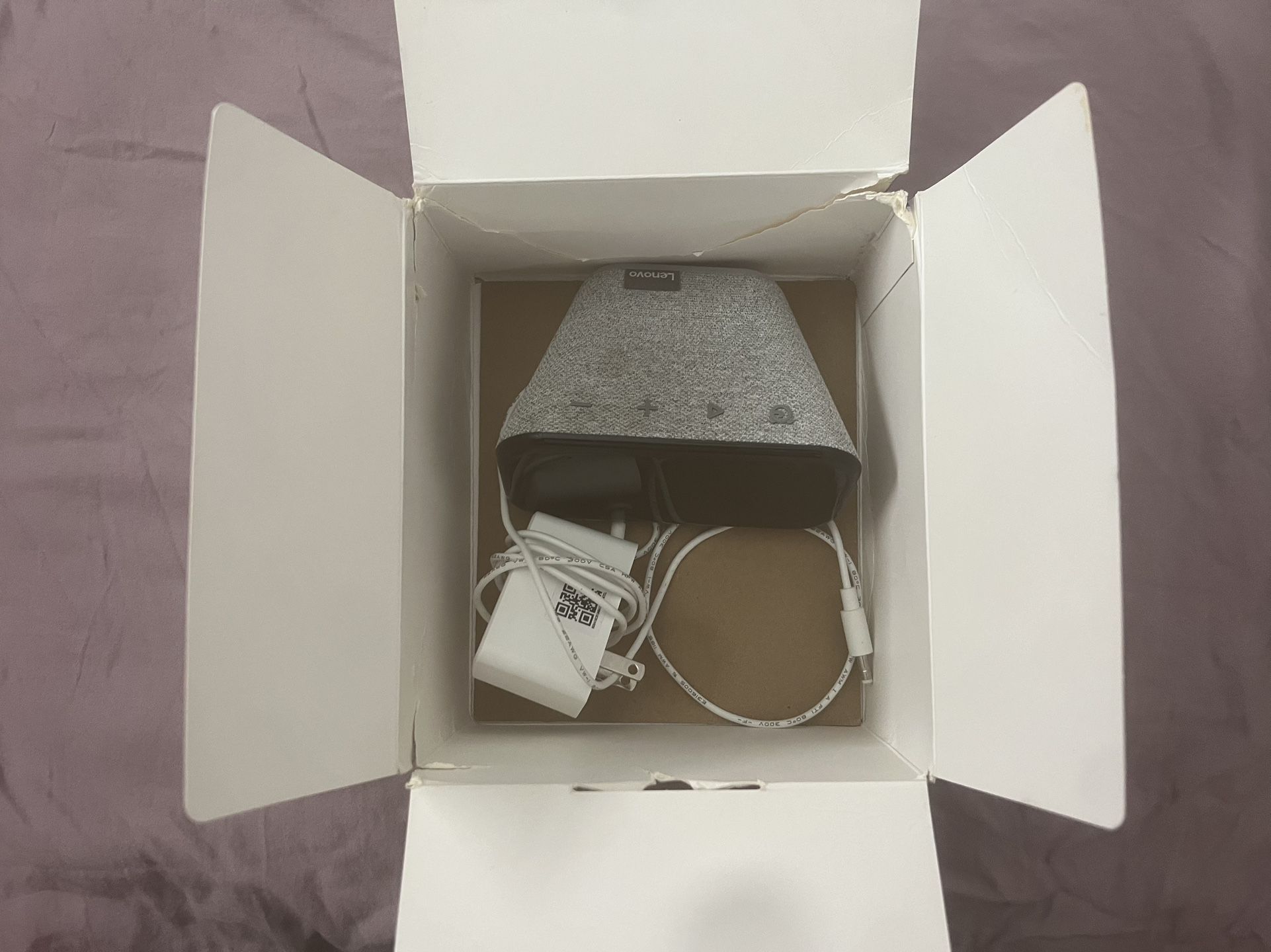Lenovo Smart Clock Essential