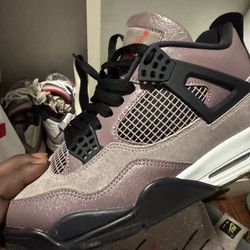 Mens Jordan 4 *taupe haze* sz 10