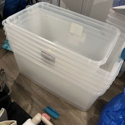 📦 7 Large Sterilite Storage Bins w/ Lids – $120 – West Hollywood