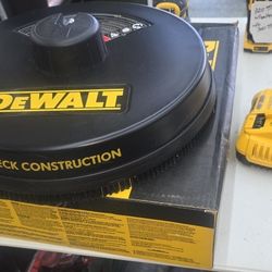 NEW DEWALT 18" SURFACE CLEANER 3700PSI WITH STEEL DECK 70$ RETAILS 150$