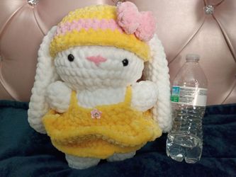 Muñecos tejidos a mano (crocheted stuffies by hand)