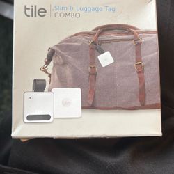 Tile Bluetooth Luggage Airtag