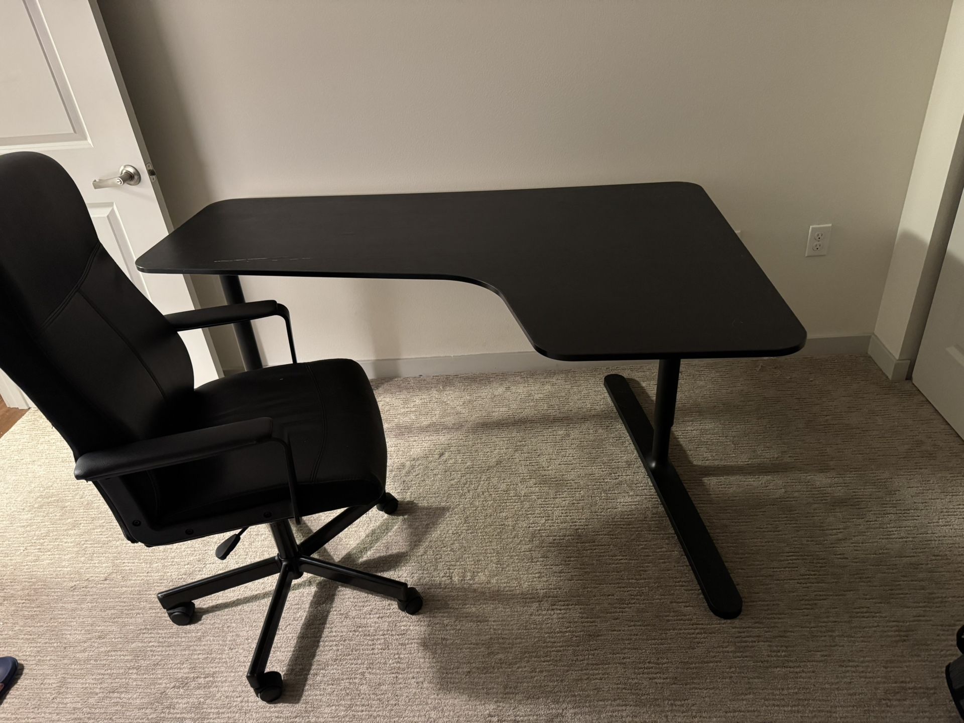 Office Desk And Chair
