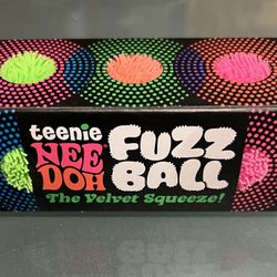 Teenie Needoh Fuzz Ball Set 