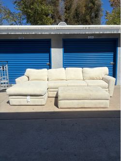 Down feather living spaces Couch with Ottoman 🛻 delivery available🛻