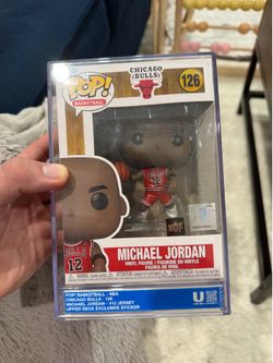 Funko Pop! Michael Jordan #126 Upper Deck Exclusive Uncirculated in hard shell