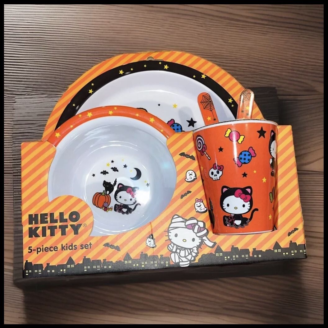 Hello Kitty Halloween Black Cat 5 Piece Kids Dinnerware Set Melamine