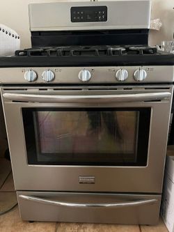 Gas stove
